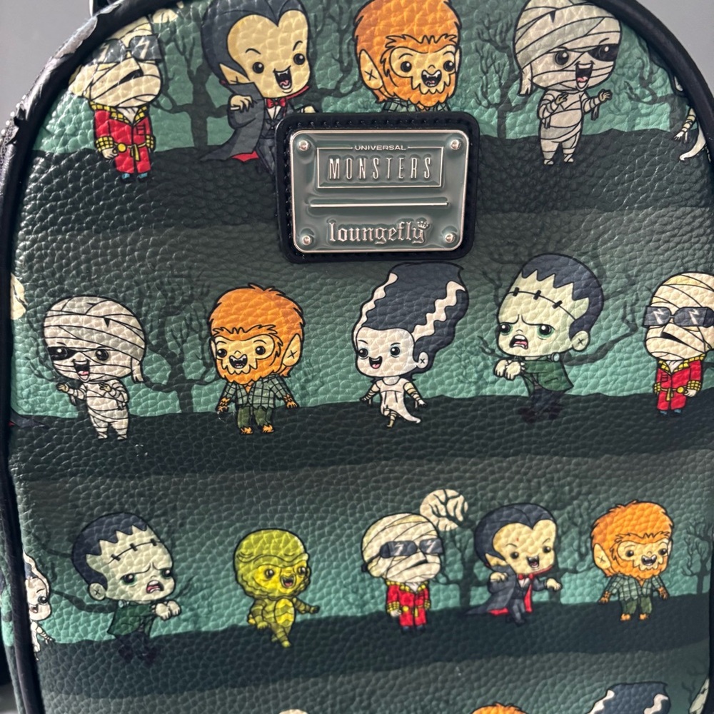 Loungefly x Universal Studios Universal Monsters … - image 3